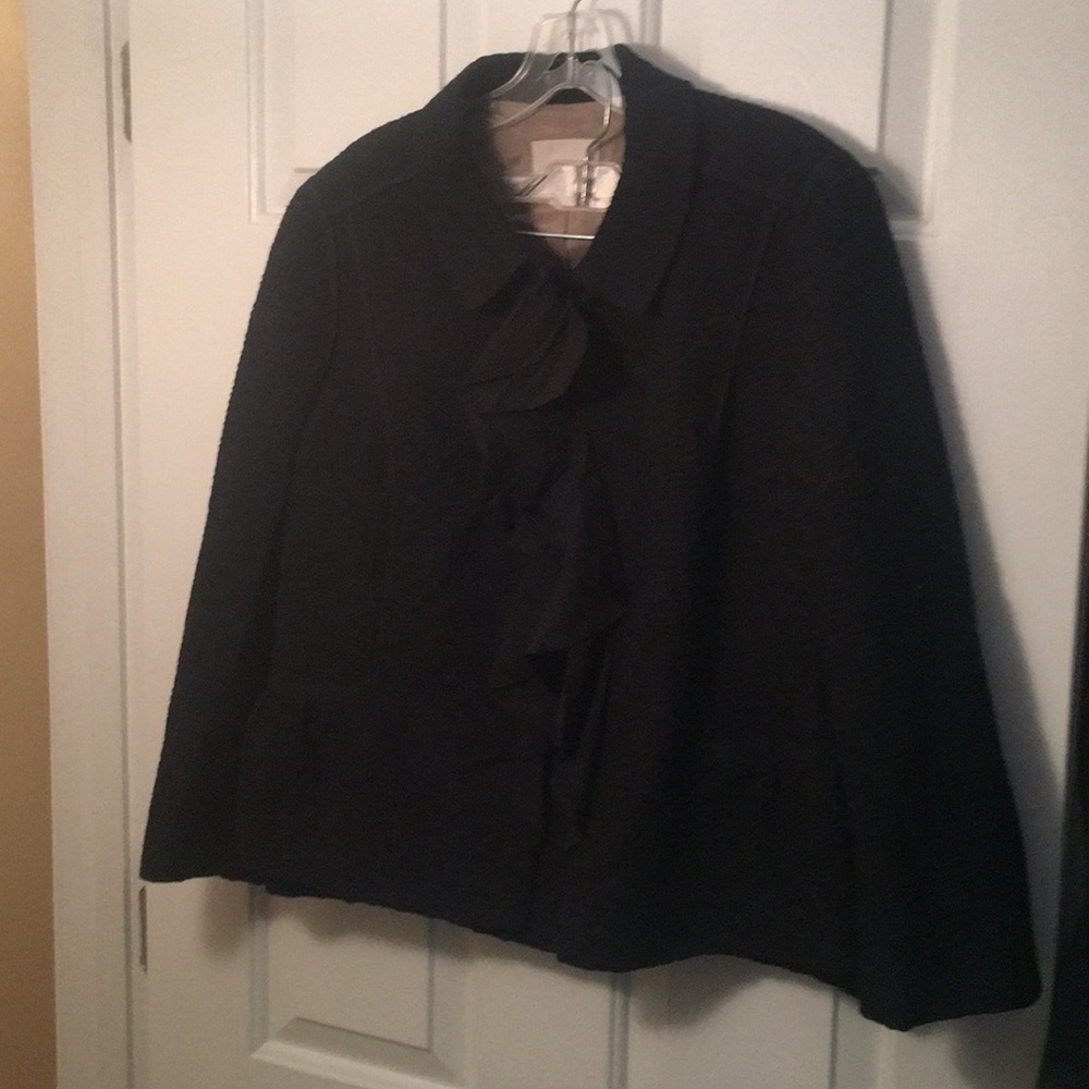 Skirt suit